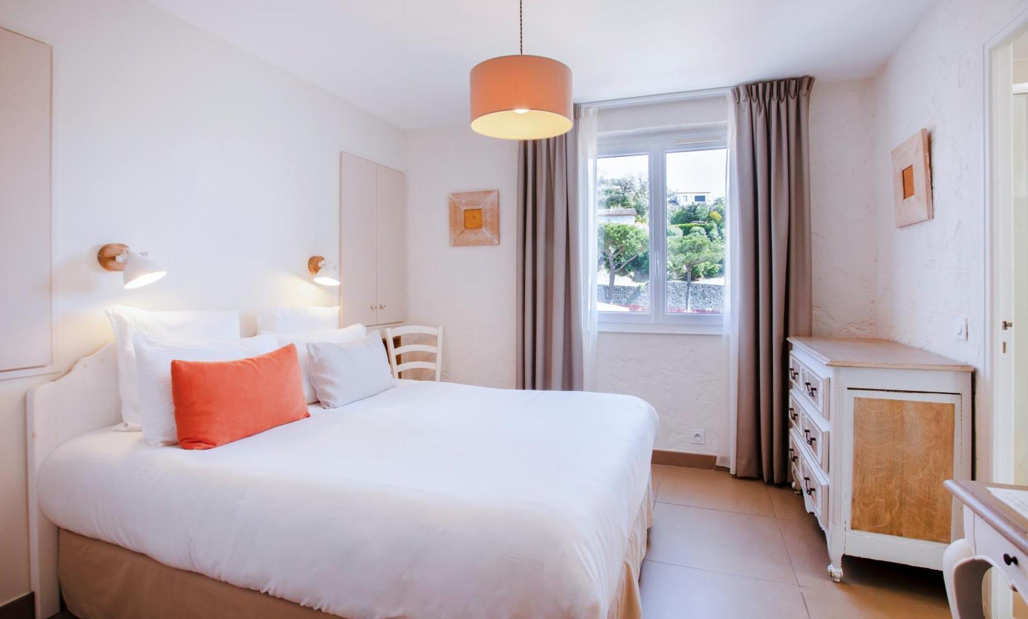 Hotel La Bienvenue 라크루아발메르 객실 사진